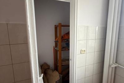 Apartament cu 3 camere semidecomandat în Grivița - 6