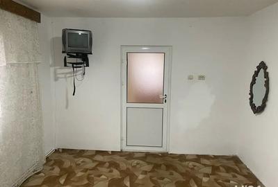 Casă cu 3 camere în Central - 1