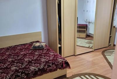 Resita, Garsoniera, Aleea albastrelelor - 1