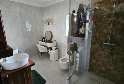 Casa de vanzare in Peciu Nou - 2