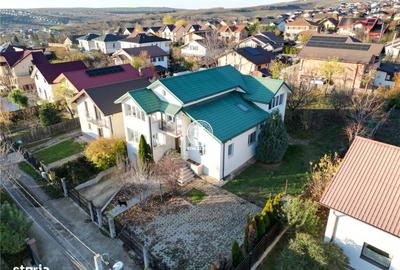 Casă cu 7 camere cu Teren 960 Mp în Valea Lupului - 2