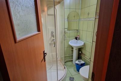 Apartament cu 3 camere în Central - 3