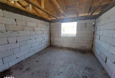 Casă cu 3 camere în Galbenu - 6