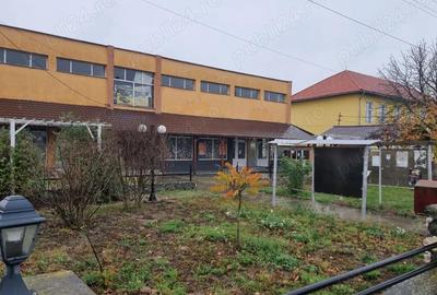 Spațiu comercial, de 110 mp, în Seleuș - 12