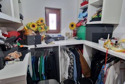 Casă cu 6 camere cu Teren 400 Mp în Podari - 15