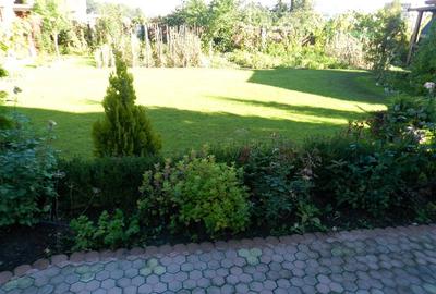 Casa de vanzare, 6 camere, teren 900 mp, Europa - 6