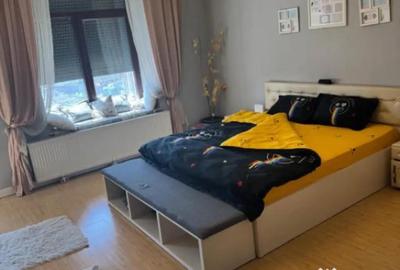 Apartament cu 2 camere decomandat în Siret - 2