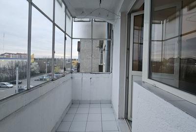 Apartament cu 3 camere decomandat în Nufărul - 9