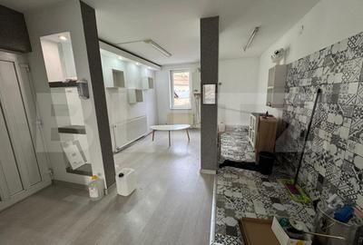 Apartament 3 camere, 65 mp, zona Ultracentral - 1