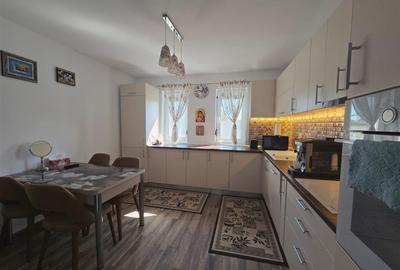 <Casa individuala mobilata utilata> 3 camere 1 baie teren 300mp - 24