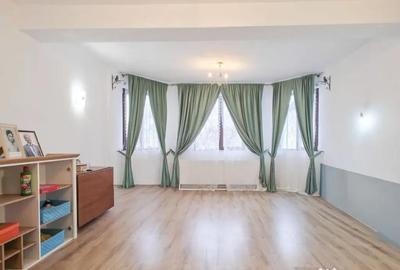 Casă cu 7 camere cu Canalizare în Dragomirești-Deal - 15