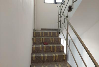 Garsonieră decomandată în Gorjului - 13