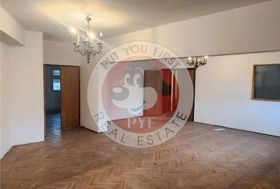 Apartament cu 4 camere semidecomandat în Cișmigiu