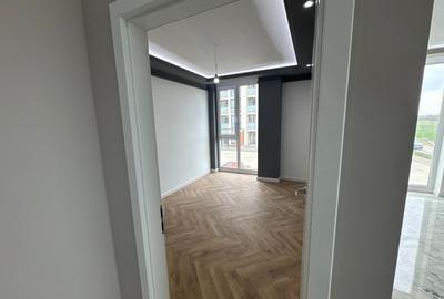 Apartament cu 3 camere decomandat în Torontalului - 2
