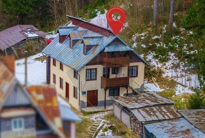 Casă cu 6 camere cu Teren 463 Mp în Sud