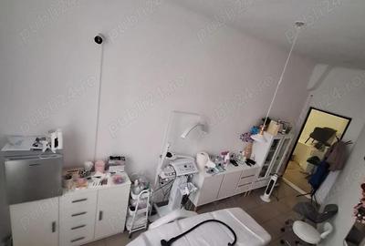 Spațiu comercial, de 64 mp, în Central - 4