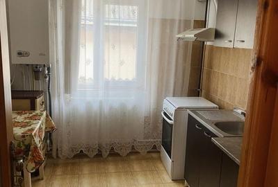 Casă cu 4 camere în Central - 1