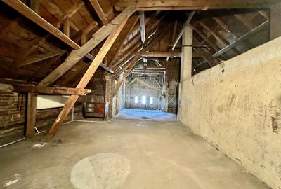 Casă individuală cu 6 camere cu Canalizare în Capitale - 23