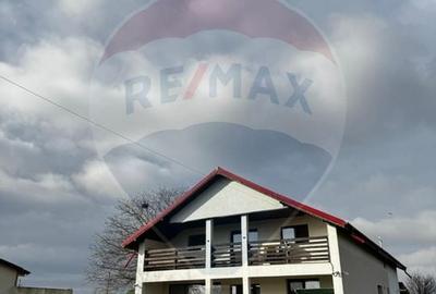 Vila cu 7 camere de vanzare+teren 2200 mp, Darza-Crevedia - 2