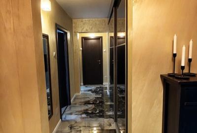 Apartament cu 3 camere decomandat în Gorjului - 3