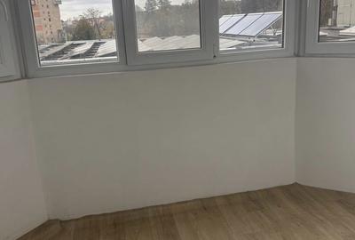 Apartament cu 4 camere în Păcurari - 2