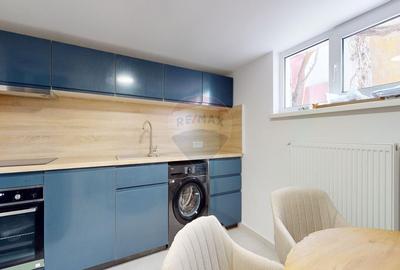 Casă cu 5 camere cu Teren 540 Mp în 13 Decembrie - 1