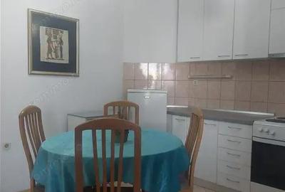 Garsonieră decomandată în Brâncoveanu