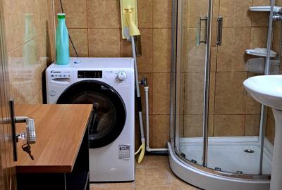 Apartament decomandat în Central - 2