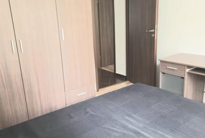 Apartament cu 3 camere decomandat în Exterior Vest