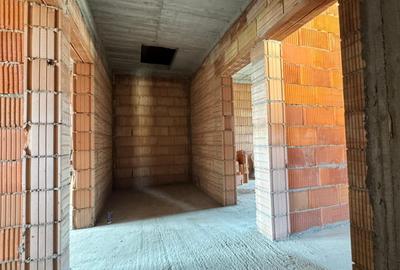 Duplex cu 4 camere cu Canalizare în Șag - 12