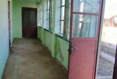 Casă cu 3 camere cu Teren 1125 Mp în Parța - 12