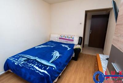Apartament cu 3 camere decomandat în Central - 11