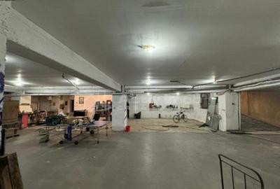 Spatiu versatil, Piata Veteranilor - 1