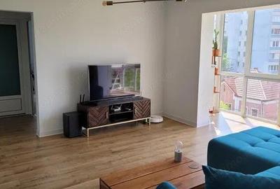 Apartament cu 3 camere decomandat în Dâmbovița - 9