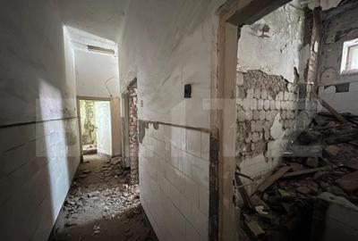 Hotel cu 44 camere, renovabil, pozi?ionat ultracentral - 11