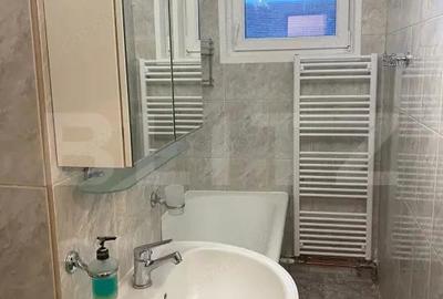 Apartament cu 2 camere decomandat în Spitalul Județean - 9