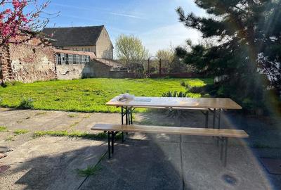 Casă cu 4 camere cu Teren 1986 Mp în Central - 1