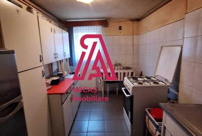 Casă individuală cu 7 camere cu Canalizare în Calea Dumbrăvii - 10