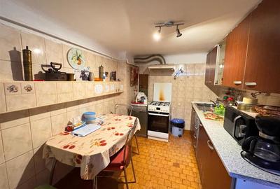 Duplex cu 4 camere cu Canalizare în Vatra Luminoasă - 9