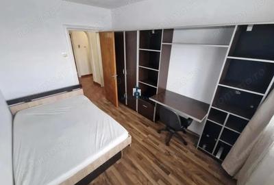 Apartament cu 3 camere decomandat în Giurgiului - 3