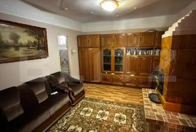 Casă cu 4 camere cu Teren 2400 Mp în Central - 7