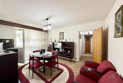 Apartament 3 camere si balcon etaj 2 Bld Mihai Viteazu - 1