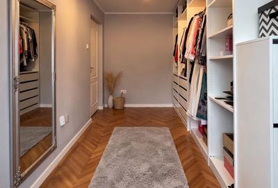 Apartament cu 4 camere în Central - 6