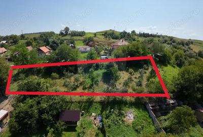 Teren intravilan 3,000mp Hetiur - 3