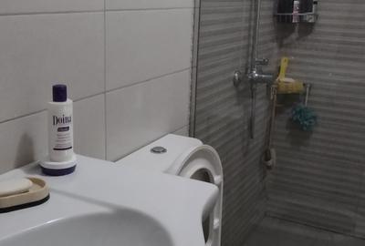 Casă cu 5 camere cu Teren 468 Mp în Lazu - 46