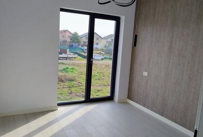 Casă cu 4 camere cu Teren 170 Mp în Brănești