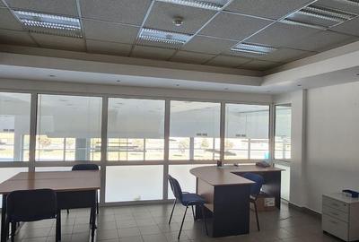 Spațiu comercial, de 6,500 mp, în Central - 12