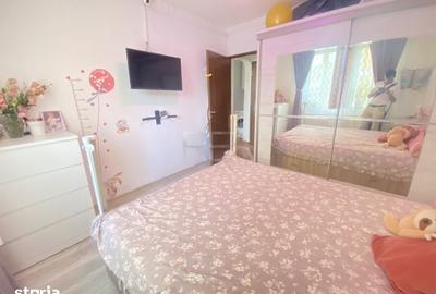 Apartament cu 3 camere decomandat în Rahova
