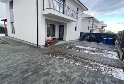 Casă cu 3 camere cu Teren 410 Mp în Râșnov