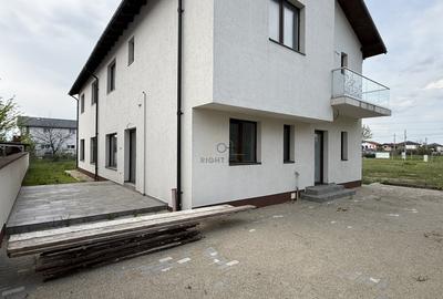 Duplex cu 5 camere cu Canalizare în Dragomirești-Deal - 2